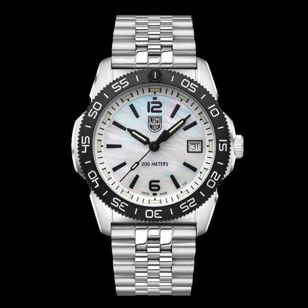 Luminox quartz movement hotsell