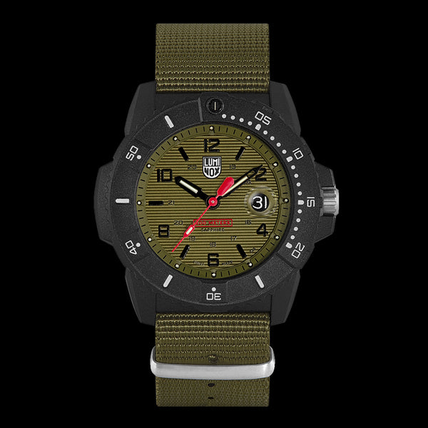 Luminox 3600 titanium watch hotsell